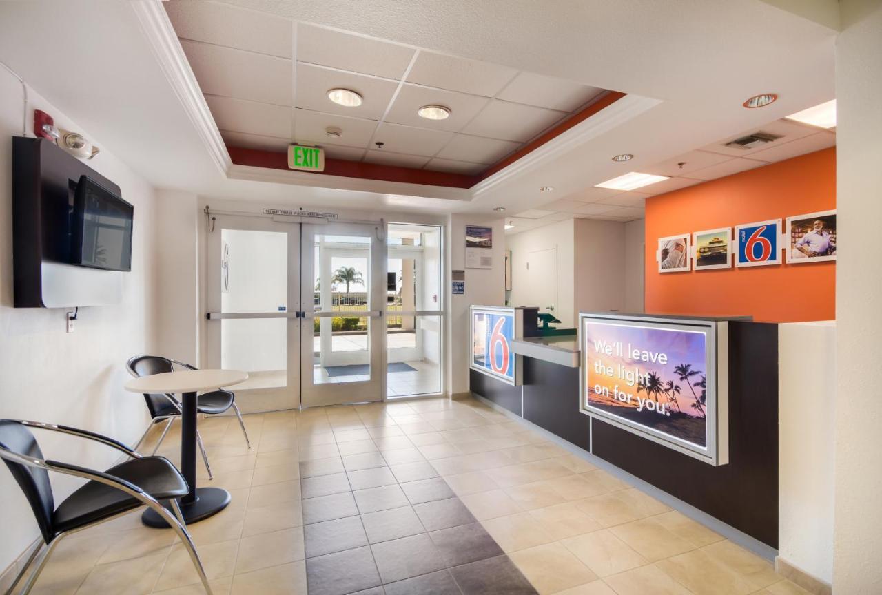 Motel 6-Lemoore, Ca エクステリア 写真